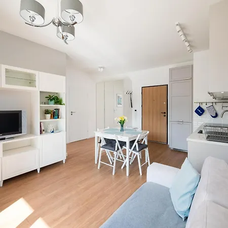 Wola Kolejowa Chic By Bookinghost Apartamento Varsóvia